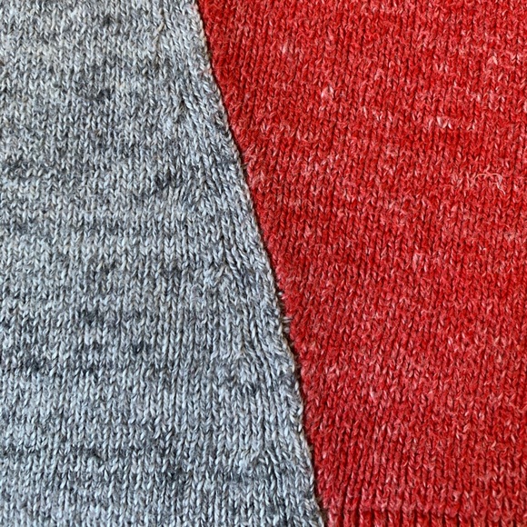 Two colour sweater - Picture 3 of 6